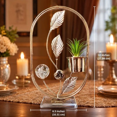 Elegant golden leaf decorative showpiece